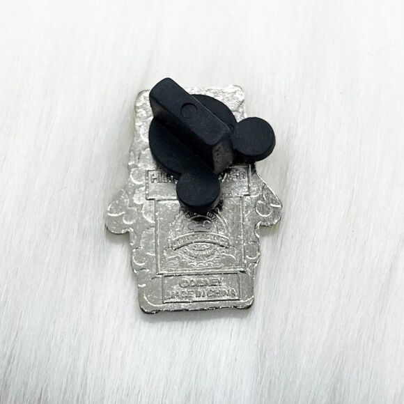 🔮 5/$25 Disney Chip 'n' Dale - Chip MagicBand Pin - Picture 3 of 3